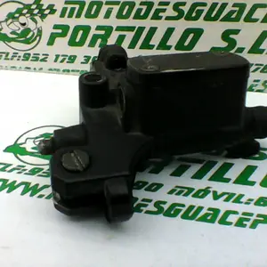 Foto de Bomba de freno delantero Peugeot Ludix 50 referencia 35-24-47146 foto 2