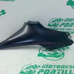 Foto de Carcasa lateral derecha Kawasaki Z 900 referencia 6-24-47491 foto 4