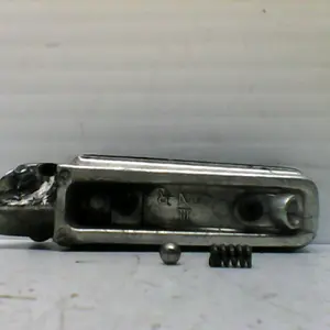 Foto de Reposapies trasero derecho Yamaha XMAX 250 referencia 431-21-32478