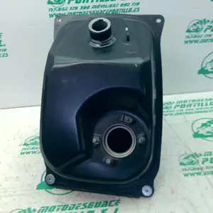 Foto de Deposito gasolina Honda FORZA 125 referencia 396-25-49032 foto 5