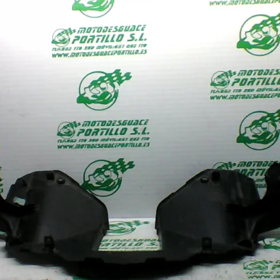 Foto de Contracabezón Yamaha XMAX 250 referencia 307-22-37473