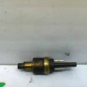 Foto de Sensor de freno delantero Yamaha Neos 50 referencia 127-21-34102