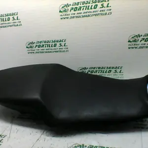 Foto de Asiento Yamaha TZR 50 2T 3 referencia 106-16-11956 foto 7