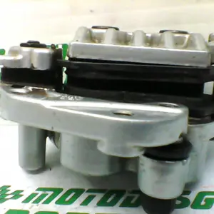 Foto de Pinza de freno delantera Yamaha XMAX 250 referencia 307-22-37448 foto 10