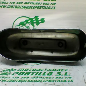 Foto de Embellecedor chasis izquierdo Hyosung Aquila 250 referencia 141-22-36093 foto 1