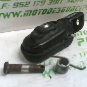 Foto de Reposapies delantero derecho Yamaha XT-125-X referencia 144-23-43820 foto 2