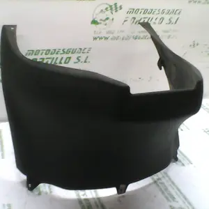 Foto de Carcasa bajo asiento Piaggio ZIP H2O 2T 3 50 referencia 35-18-12861