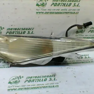 Foto de Intermitente delantero izquierdo Honda Dylan 125 referencia 80-23-44271
