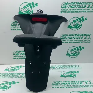 Foto de Portamatrícula con piloto Piaggio MP3 YOURBAN 300 LT referencia 440-21-36667 foto 3