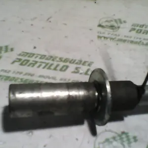 Foto de Eje de rueda delantera Suzuki Marauder 125 referencia 46-19-17691
