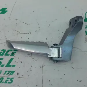 Foto de Estribera trasera derecha con reposapies Yamaha N MAX 125 referencia 394-23-46390 foto 8
