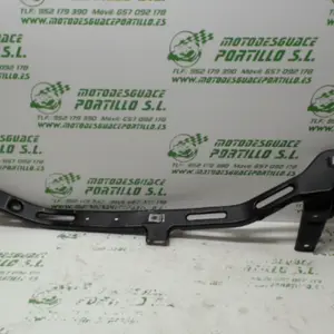 Foto de Soporte suelo derecho Piaggio X9 500 referencia 201-16-2659
