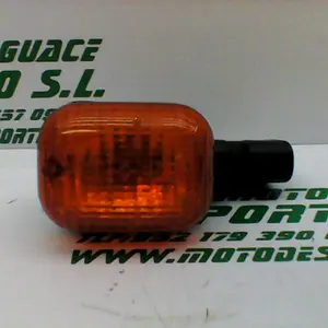 Foto de Intermitente trasero izquierdo PGO BIG-MAX 50 referencia 83-18-18815 foto 3