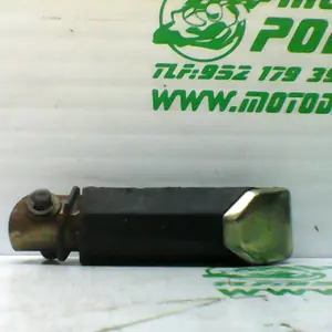 Foto de Reposapies trasero derecho Yamaha YBR 125 i referencia 171-21-30492 foto 6
