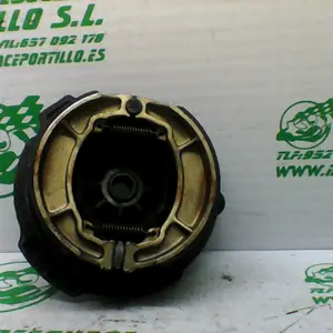 Foto de Porta-zapata rueda trasera Yamaha DT-80-2T referencia 186-17-32800