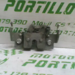 Foto de Cerradura del asiento Honda PS 125 referencia 106-24-47759 foto 12