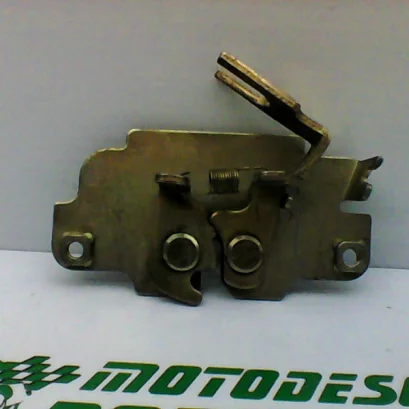 Foto de Cerradura del asiento Peugeot Tweet 50 4T referencia 164-23-45643