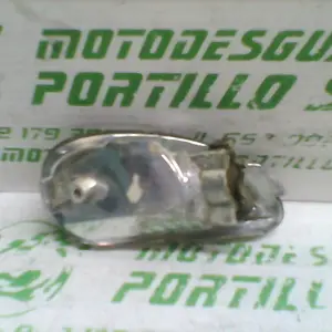 Foto de Intermitente trasero izquierdo Piaggio Typhoon 50 referencia 62-16-36981