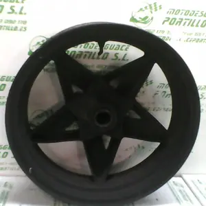 Foto de Llanta trasera Keeway SILVERBLADE 125 12-13 referencia 116-17-11700