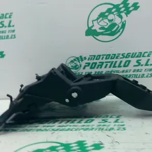 Foto de Portamatricula BMW K1200R referencia 332-23-45271 foto 6