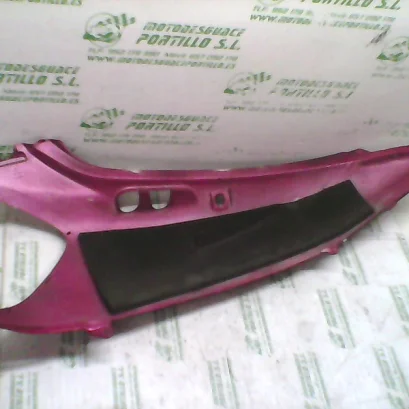 Foto de Carcasa lateral izquierda Honda Foresight 250 referencia 147-17-14125