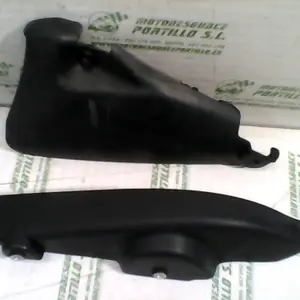 Foto de Cubre cadena Daelim Daystar 125 referencia 43-24-48232