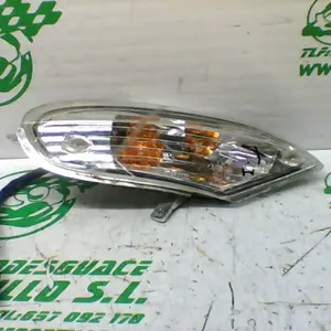 Foto de Intermitente trasero izquierdo Kymco Grand dink 125 referencia 166-20-36171 foto 10
