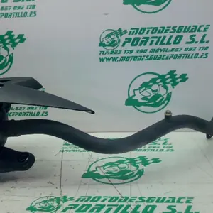 Foto de Tubo de escape Kymco PEOPLE S 125 referencia 369-23-46708 foto 4