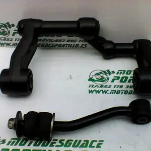 Foto de Soporte de motor Kymco Super Dink 125 referencia 360-23-48038 foto 3