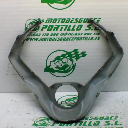 Foto de Embellecedor de contraescudo Kymco GRAND DINK 125 referencia 225-22-39995