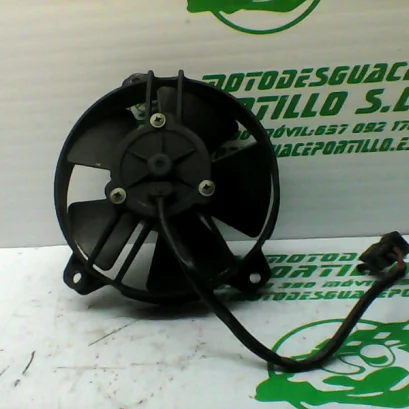 Foto de Ventilador del radiador Yamaha TEOS 150 referencia 154-20-29553