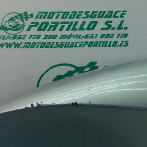 Foto de Carcasa lateral trasera derecha Honda SH 300 I referencia 364-23-46070 foto 4
