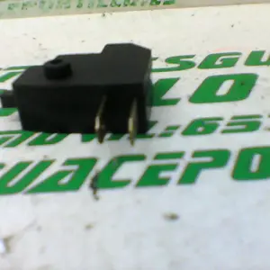 Foto de Sensor de freno delantero Sym CITYCOM 300 I referencia 246-19-22962 foto 3