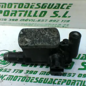 Foto de Bomba de freno delantero Sym CITYCOM 300 I referencia 246-19-22960 foto 2