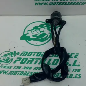 Foto de Luz de matricula Yamaha Xenter 125 referencia 446-22-40728 foto 4