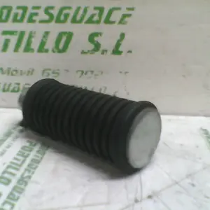 Foto de Reposapies trasero derecho Suzuki MARAUDER 125I referencia 227-18-15509