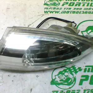 Foto de Intermitente trasero derecho Piaggio Fly 50 4T referencia 151-22-36028 foto 6