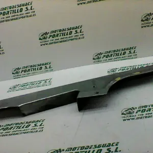 Foto de Cubre cadena Hyosung aquila 650 i referencia 27-19-19360