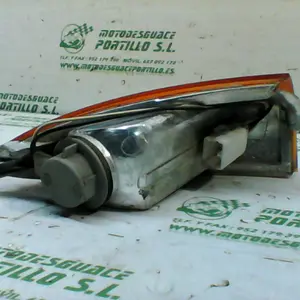 Foto de Intermitente trasero derecho Piaggio FLY 50 2T referencia 170-17-11729 foto 3