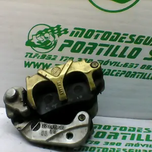Foto de Pinza de freno delantera izquierda Gilera NEXUS 500 04 referencia 15-21-48567 foto 1