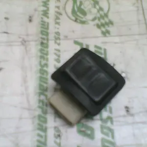 Foto de Interruptor de luz larga/corta Suzuki Address r 50 referencia 173-17-15738 foto 2
