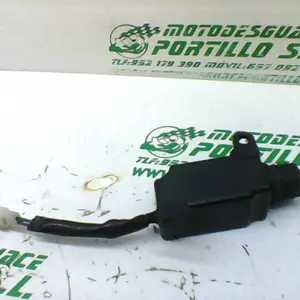 Foto de Motor de apertura de asiento Peugeot tweet 125 referencia 419-22-40515 foto 12