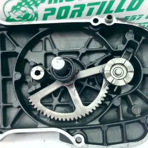 Foto de Tapa de cárter Aprilia Habana 50 referencia 123-22-38353 foto 11