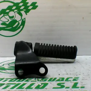 Foto de Estribera trasera derecha con reposapies Yamaha XMAX 250 referencia 213-19-37371 foto 4