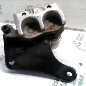 Foto de Pinza de freno delantera Kymco Bet&win 125 referencia 321-19-38859 foto 7
