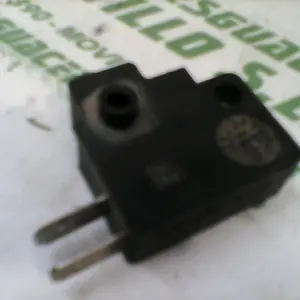 Foto de Sensor de freno delantero Kymco Bet&win 50 referencia 136-16-9912