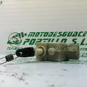 Foto de Motor de apertura de asiento Gilera NEXUS 500 04 referencia 192-19-21781 foto 5