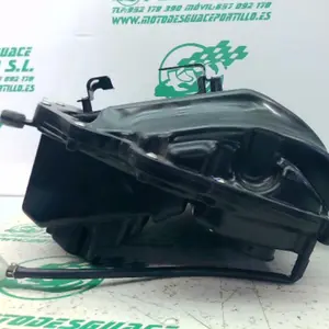 Foto de Caja de filtro Kawasaki Z 900 referencia 6-24-47559 foto 3