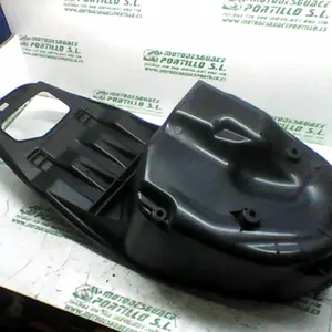 Foto de Porta-casco Honda PS 125 referencia 106-24-47738 foto 9