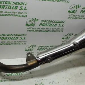 Foto de Tubo de escape izquierdo Honda Varadero 1000 referencia 6-16-3518